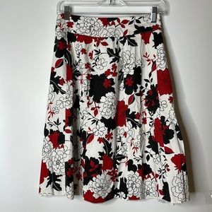 JKLA California Black, Red, and White Floral Panel Skirt LARGE